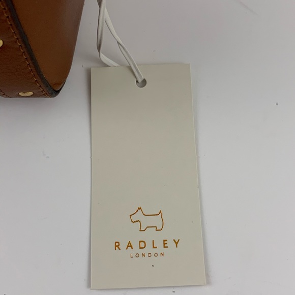 Radley London Zip Top Leather Crossbody Bag - Picture 4 of 14
